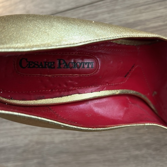 Cesare Paciotti Gold Platform Heels - Picture 2 of 6